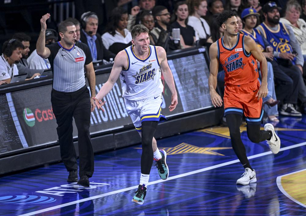 他在球场上 他在球场上